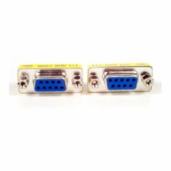 StarTech.com Slimline DB9 Serial Gender Changer - F/F 