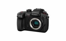 Panasonic Lumix GH5M2 SLR Camera Body 20.33 MP Live MOS 5184 x 3888 pixels Black 