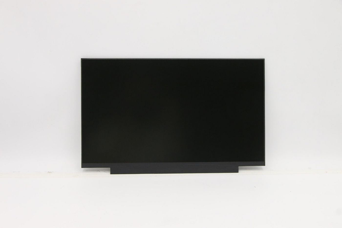 14.0-inch HD TN LCD display - Warranty: 6M
