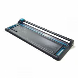 Avery Precision Cutter Papierschneidemaschine 30 Blätter (Avery P880 A1 Precision Cutter)