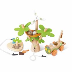 Hape E3417 Spielzeug-Set (Hape trees with electric car, toy vehi)