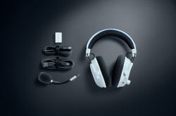 Razer BlackShark V3 Pro Headset Wired & Wireless Head-band Gaming USB Type-A Bluetooth White 